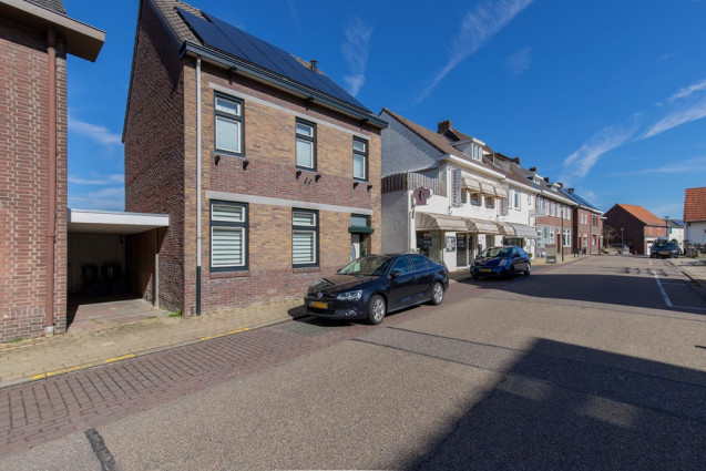 Dorpstraat 42, 6438 JW Oirsbeek, Nederland