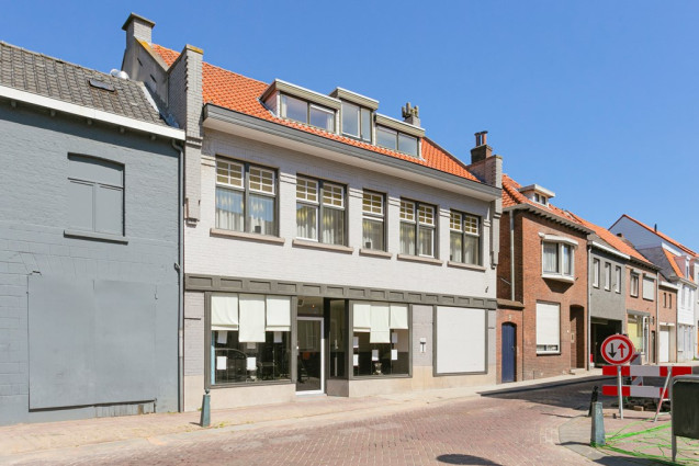 Houtmarkt 5, 4561 CX Hulst, Nederland