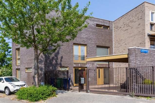 Juwelenhof 1, 1336 SK Almere, Nederland