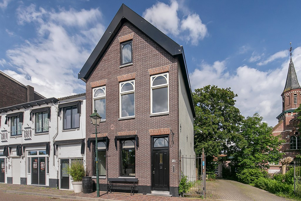 Oostkade 13, 4551 CL Sas van Gent, Nederland