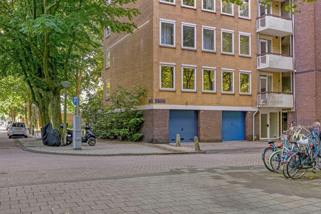 Modern hoekappartement op 1e etage in Amsterdam-Buitenveldert