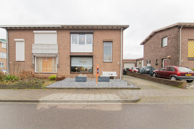 Oranje Nassaustraat 11, 6372 CJ Landgraaf, Nederland