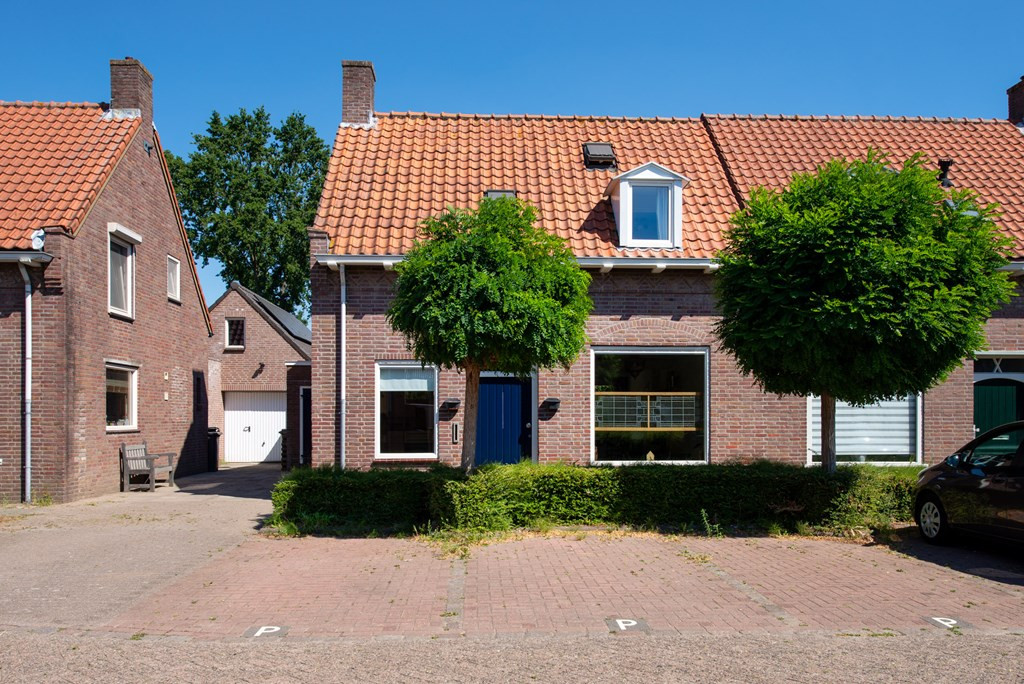 Pastoor Pottersstraat 25, 4724 BV Wouw, Nederland