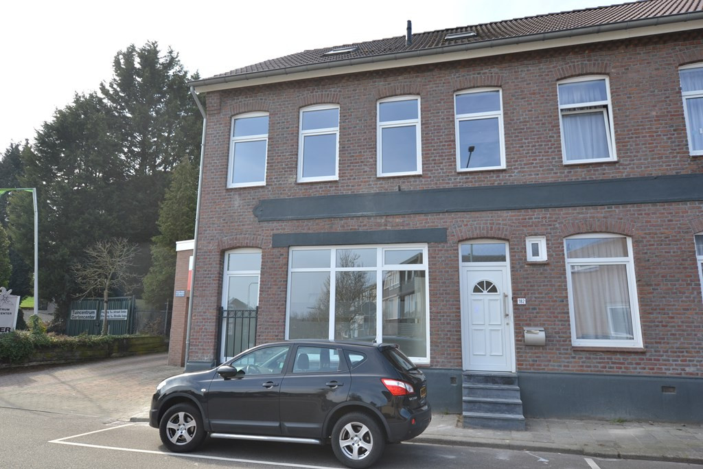 Veldhofstraat 182, 6471 CM Eygelshoven, Nederland